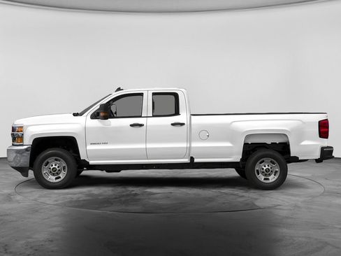 Used 2019 Chevrolet Silverado 2500 LT AWD/4WD image 4