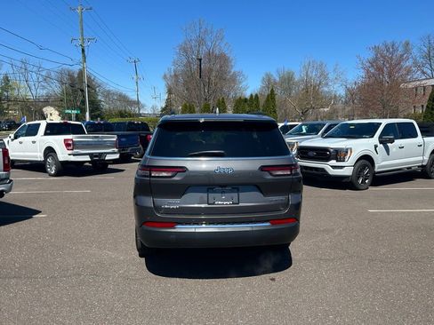 Used 2023 Jeep Grand Cherokee L Limited image 7