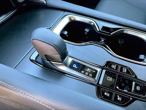 New 2026 Lexus RX 450h AWD image 11