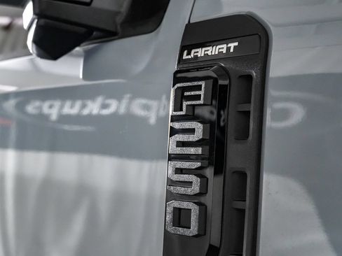 Used 2024 Ford F250 Lariat w/ Sport Appearance Package AWD/4WD image 46