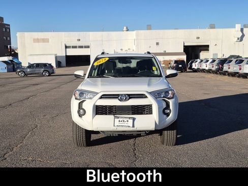 Used 2024 Toyota 4Runner SR5 image 3