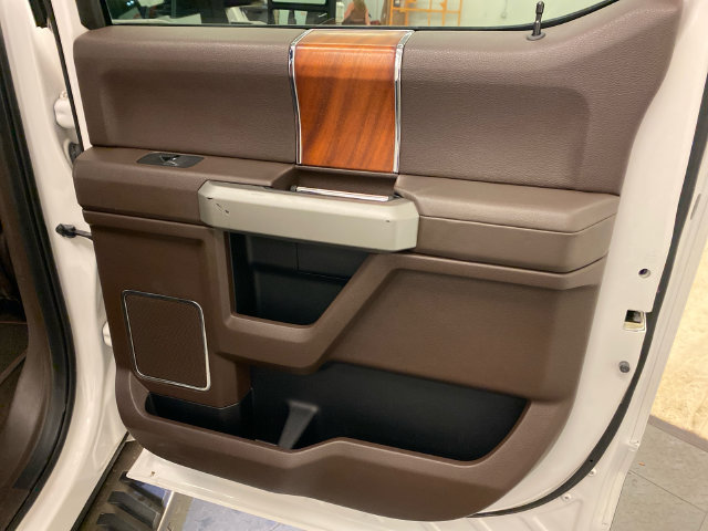 Used 2018 Ford F150 King Ranch w/ Equipment Group 601A Luxury AWD/4WD image 36