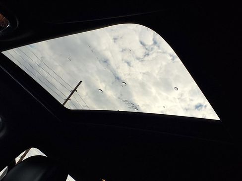 Used 2019 Jeep Grand Cherokee Altitude image 25