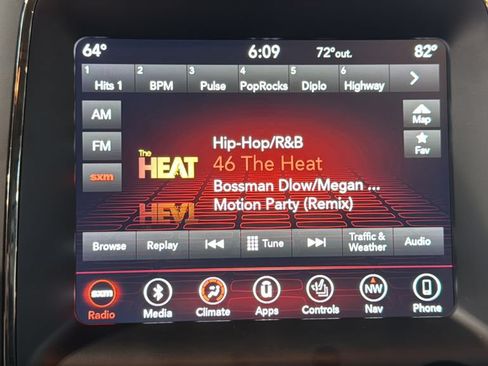 Used 2018 Dodge Durango GT AWD/4WD image 30