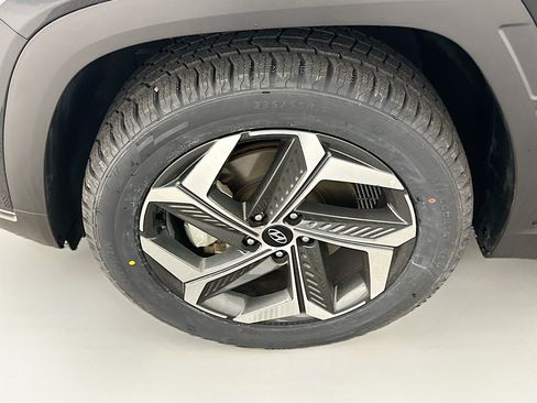Used 2024 Hyundai Tucson Limited AWD/4WD image 11