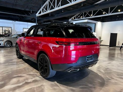 Used 2023 Land Rover Range Rover Sport SE AWD/4WD image 3