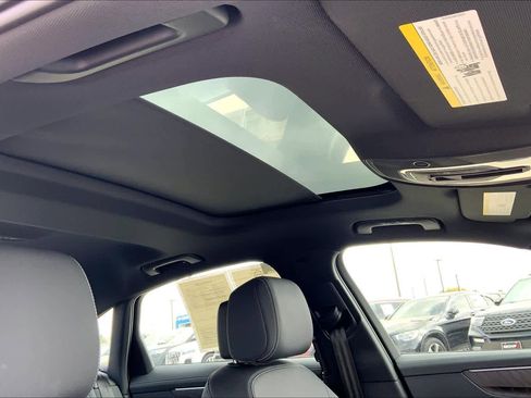 Used 2022 Audi A6 Premium Plus image 14