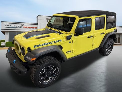 Used 2023 Jeep Wrangler Unlimited Rubicon 4xe w/ Steel Bumper Group AWD/4WD image 9