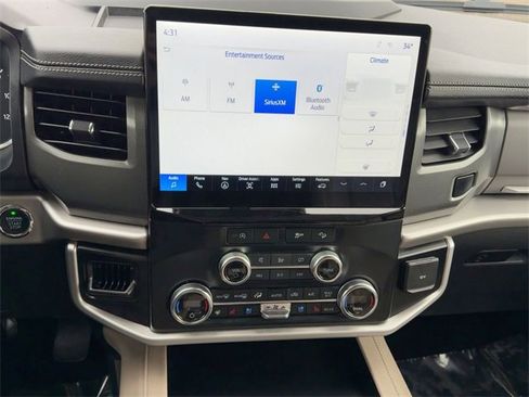 Used 2024 Ford Expedition Max XLT image 22