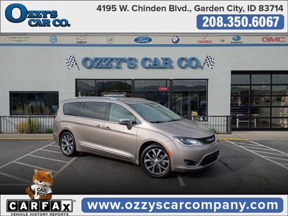 Used 2018 Chrysler Pacifica Limited