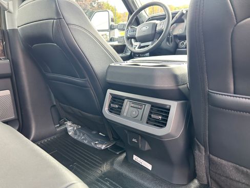 New 2026 Ford F350 Lariat w/ Tremor Off-Road Package image 32