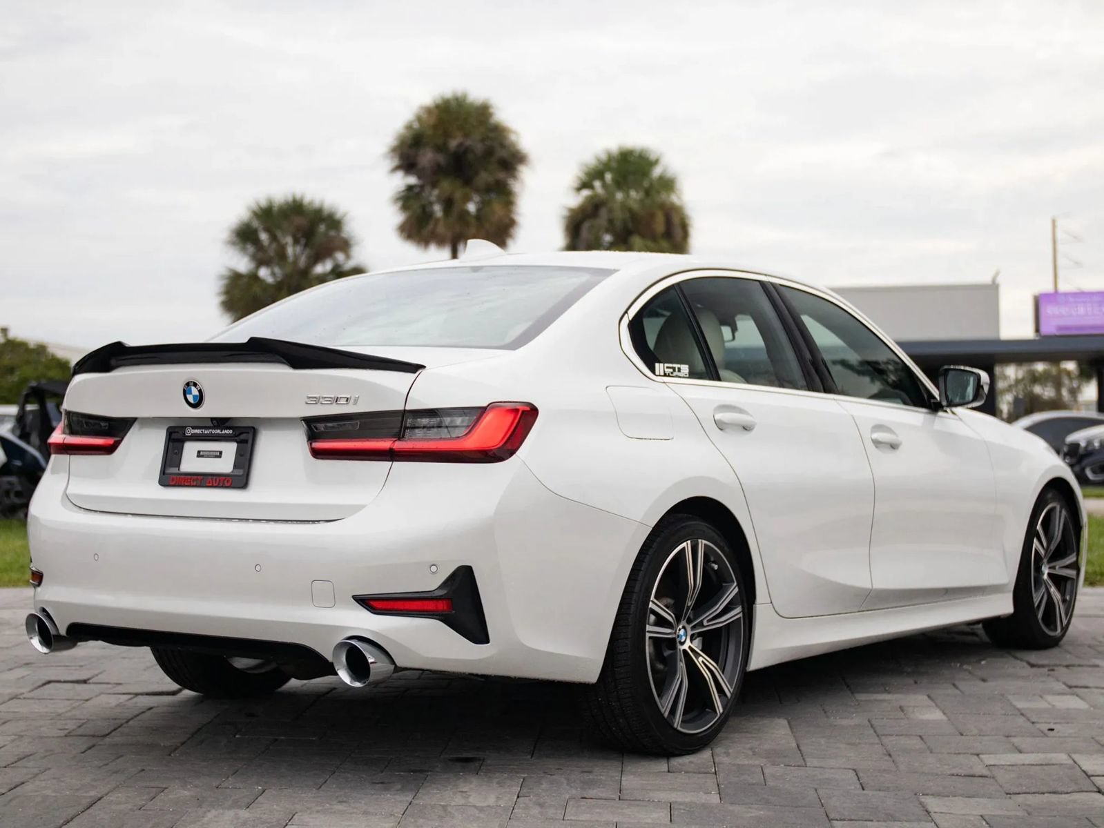 Used 2021 BMW 330i Sedan w/ Convenience Package RWD image 12