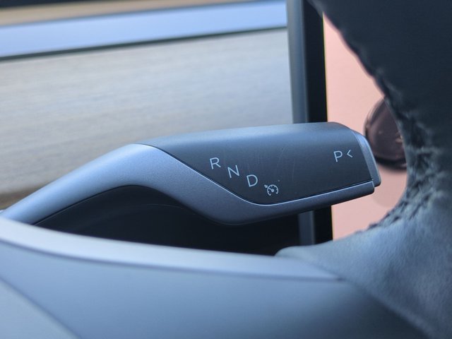 Used 2023 Tesla Model 3 Standard Range RWD image 12
