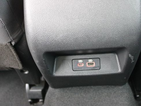 Used 2024 Nissan Altima 2.5 SV FWD image 24