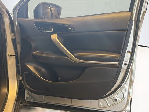 Used 2025 Mitsubishi Eclipse Cross SE AWD/4WD image 33
