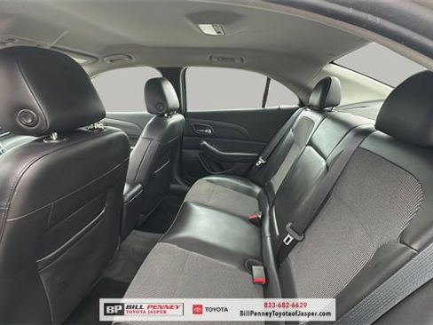 Used 2015 Chevrolet Malibu LT w/ Power Convenience Package image 12