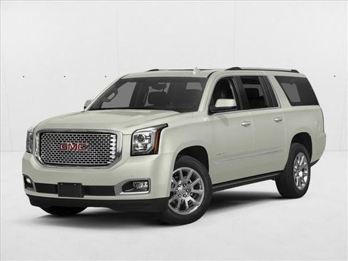 Used 2018 GMC Yukon XL Denali w/ Denali Ultimate Package image 1