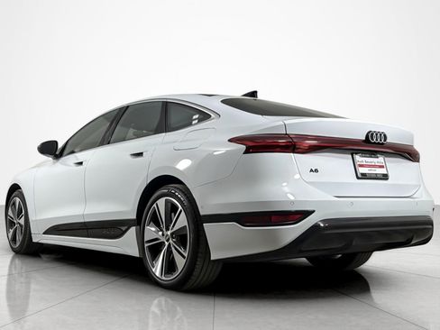 Used 2025 Audi A6 e-tron Premium RWD image 3