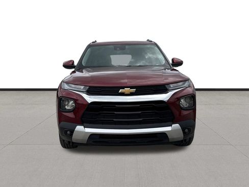 Used 2023 Chevrolet TrailBlazer LT w/ Convenience Package AWD/4WD image 2