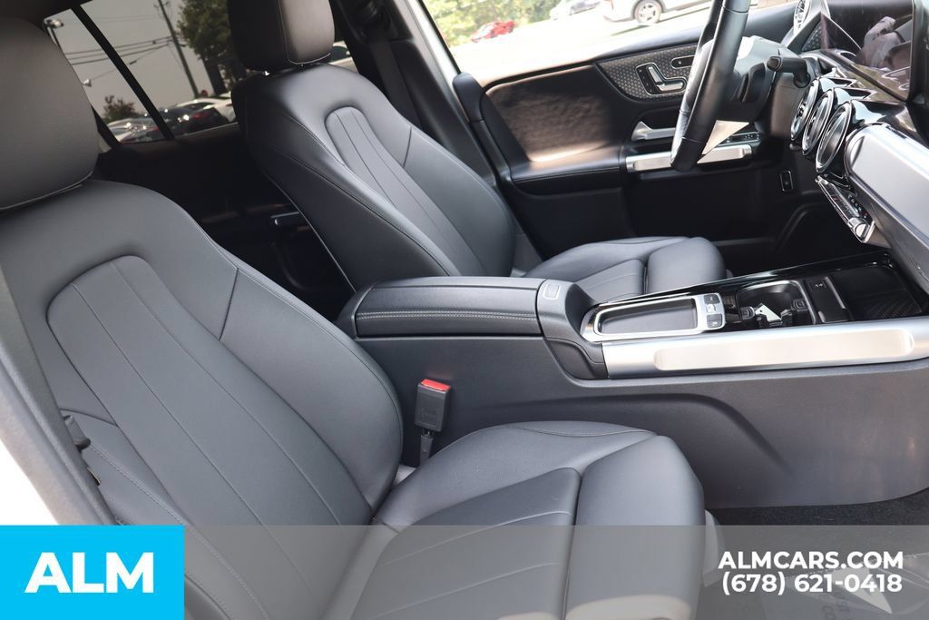 Used 2024 Mercedes-Benz GLB 250 image 29