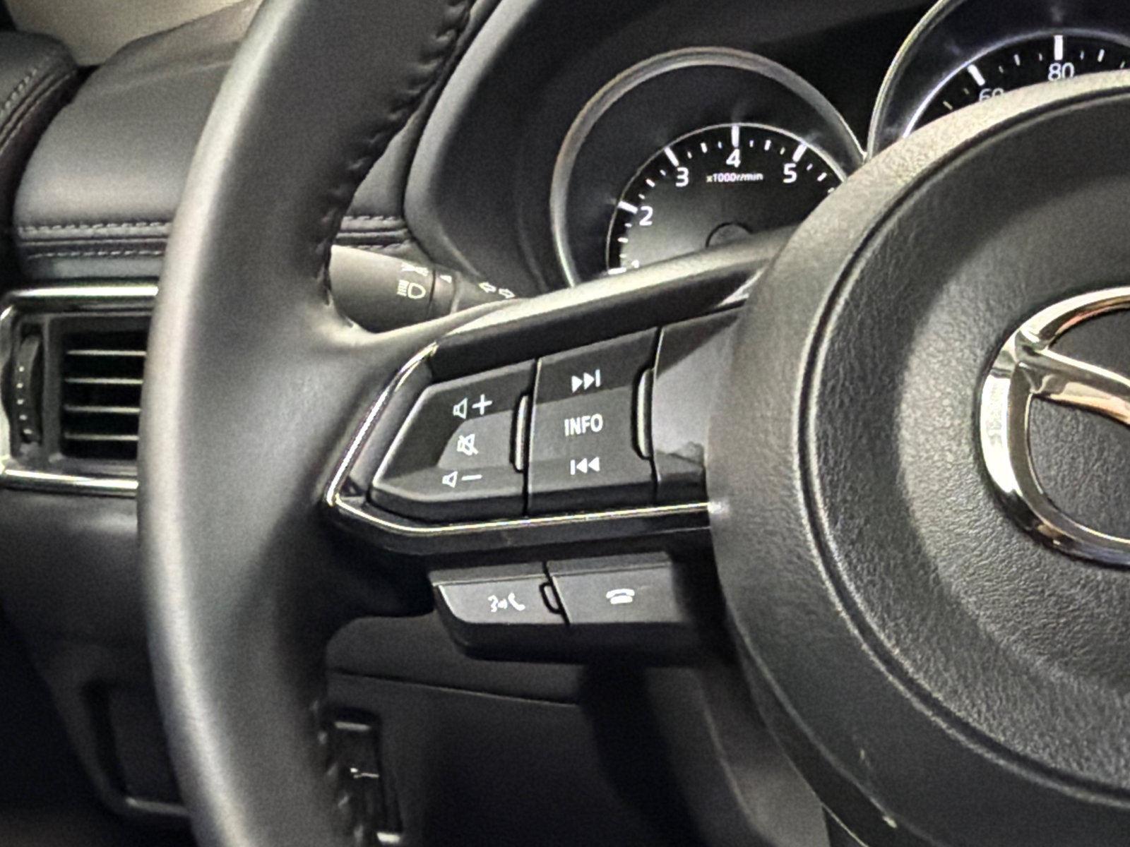 Used 2025 MAZDA CX-5 AWD 2.5 S w/ Select Package image 19