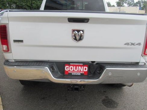 Used 2016 RAM 2500 Laramie w/ Convenience Group AWD/4WD image 9