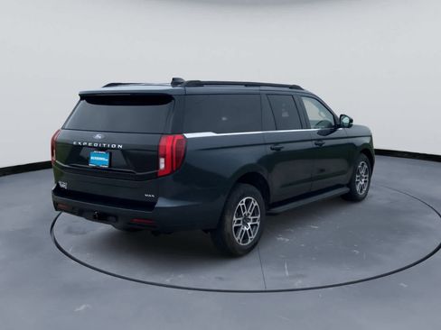 Used 2026 Ford Expedition Max Active AWD/4WD image 6