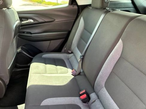 Certified 2021 Chevrolet TrailBlazer LS AWD/4WD image 14
