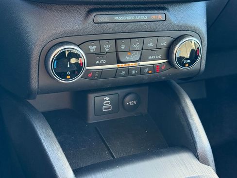 Certified 2025 Ford Escape Active w/ Cold Weather Package image 20