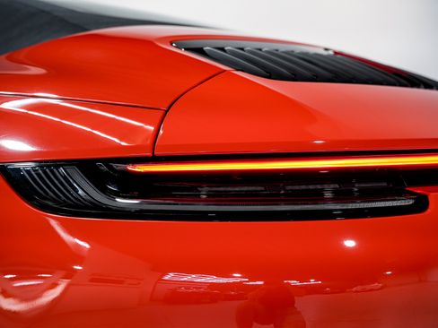 Used 2022 Porsche 911 Carrera image 41