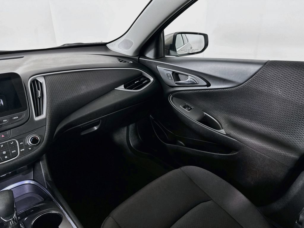 Used 2024 Chevrolet Malibu LT FWD image 30