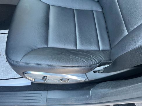 Used 2011 Mercedes-Benz R 350 BlueTEC 4MATIC image 22