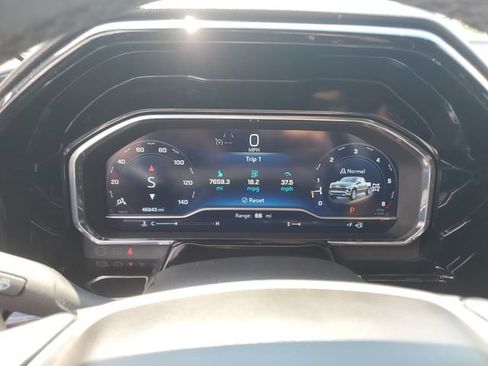 Used 2023 Chevrolet Silverado 1500 LTZ w/ Technology Package AWD/4WD image 24