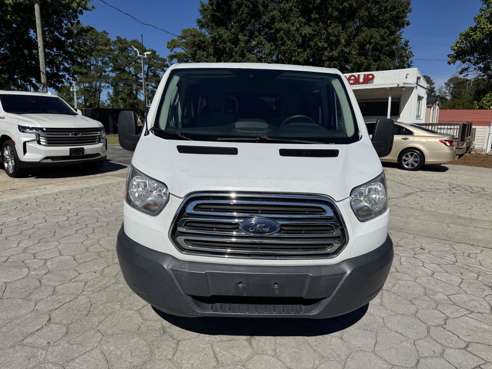 Used 2017 Ford Transit 350 XLT RWD image 16