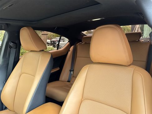 Used 2024 Lexus IS 300 300 image 43