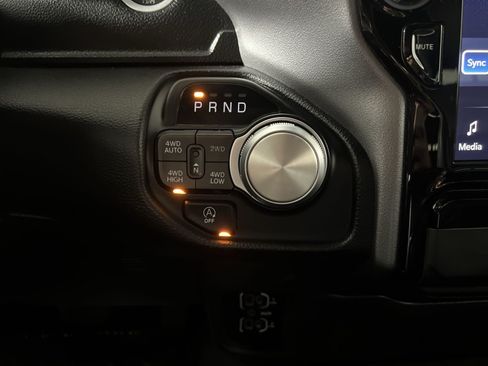 Used 2023 RAM 1500 Laramie AWD/4WD image 22