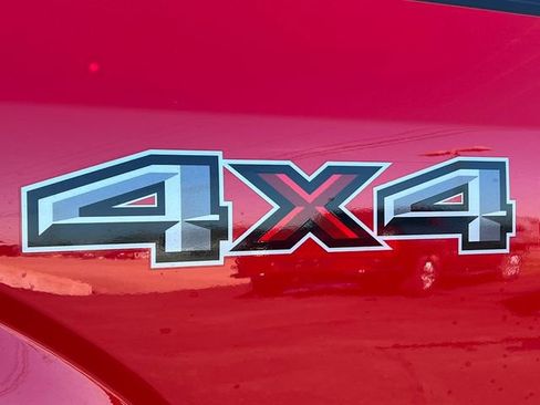 Used 2019 Ford F150 XLT w/ Equipment Group 302A Luxury AWD/4WD image 51
