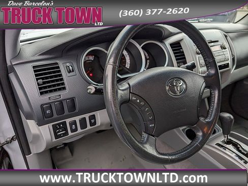 Used 2011 Toyota Tacoma 4x4 Double Cab image 12