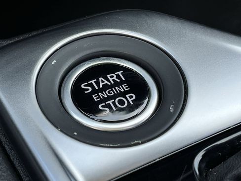 Used 2024 Nissan Sentra SV image 19