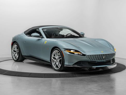 Certified 2024 Ferrari Roma Spider RWD image 14