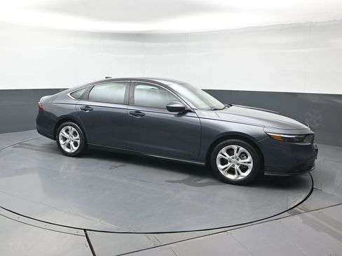 Certified 2023 Honda Accord LX image 9