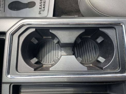 Used 2019 Ford F150 XLT w/ Equipment Group 302A Luxury AWD/4WD image 18