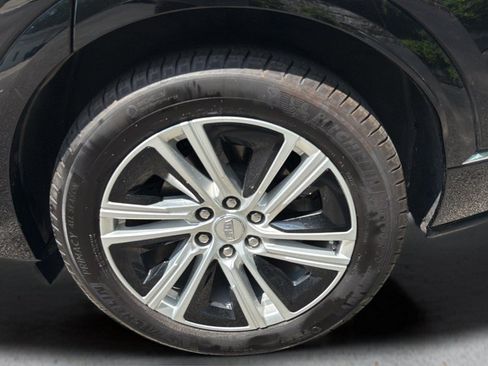 Certified 2024 Cadillac Lyriq Tech AWD/4WD image 13