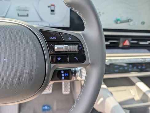 New 2025 Hyundai Ioniq 6 Limited image 22