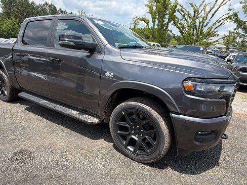 New 2026 RAM 1500 Laramie AWD/4WD image 5