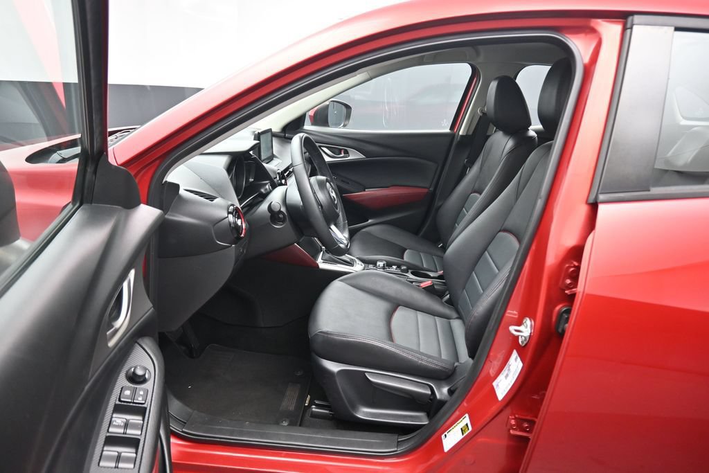 Used 2018 MAZDA CX-3 Touring FWD image 11