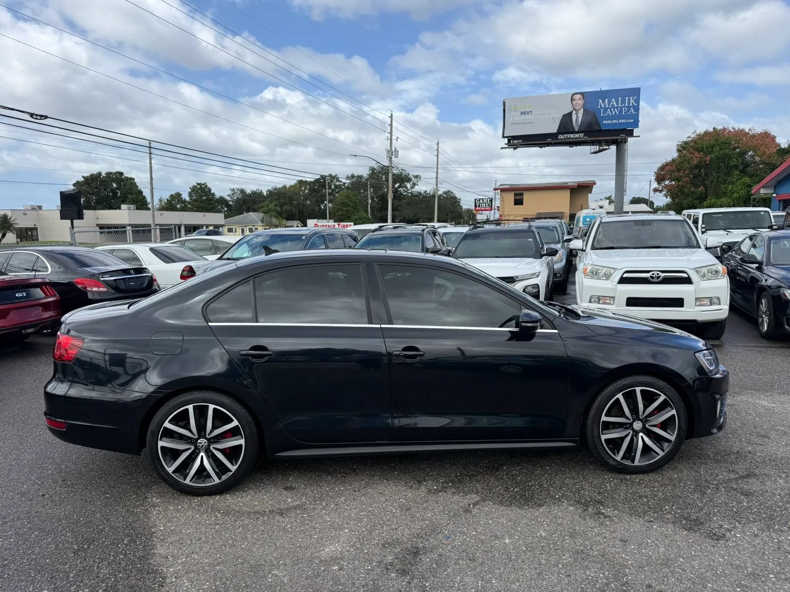 Used 2012 Volkswagen Jetta GLI Autobahn FWD image 4