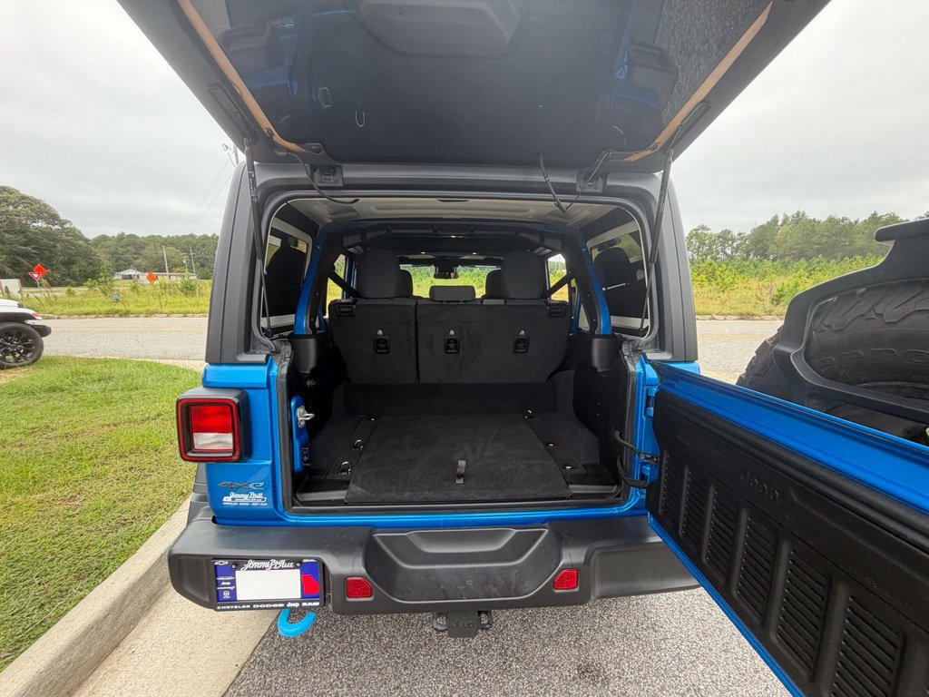 Used 2024 Jeep Wrangler Unlimited AWD/4WD image 41