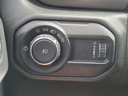 Used 2023 Jeep Wrangler Unlimited Sport AWD/4WD image 27