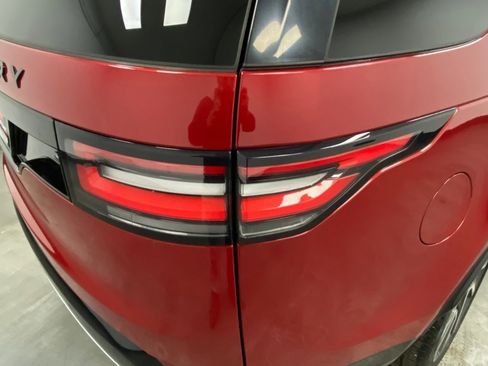 Used 2017 Land Rover Discovery HSE Luxury image 14